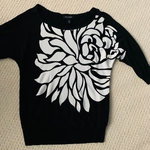 White House Black Market patterned sweater